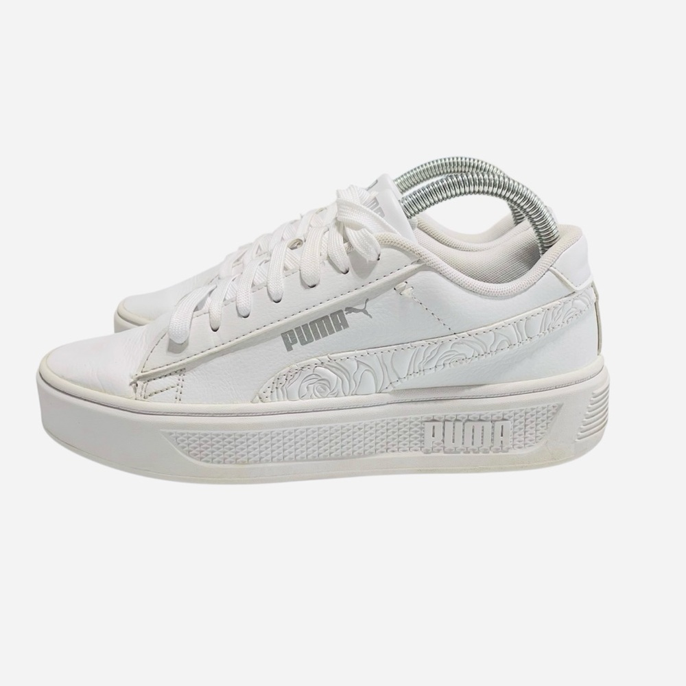 Puma Platform V3 Rose Embroidered Pop Up Sneakers size 8